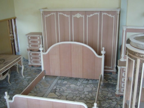 Klasik mobilya yatak odası takımı el işçiliğ