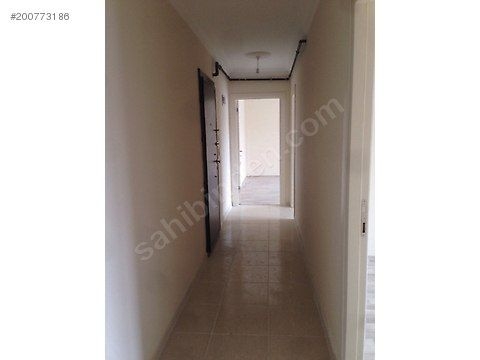 ESENYURT SAADETDERE MAH.METROBUS  TORİUM AVM,YAK