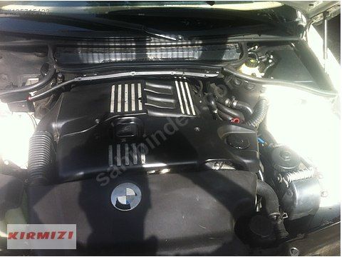 KIRMIZIDAN BMW 3.20 DIZEL OTOMATIK